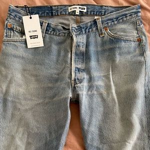 NWT Re/Done Levi’s Relaxed Crop Sz 28